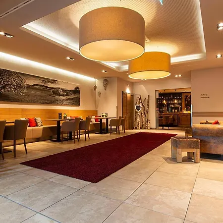 Mueller's Hotel 3*
