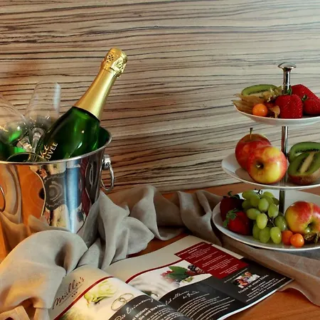 Hotel Muller's Landhotel 3*